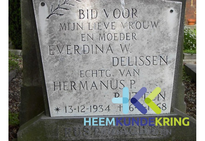 Grafstenen kerkhof Herwen Coll. HKR (279) E.W.Delissen